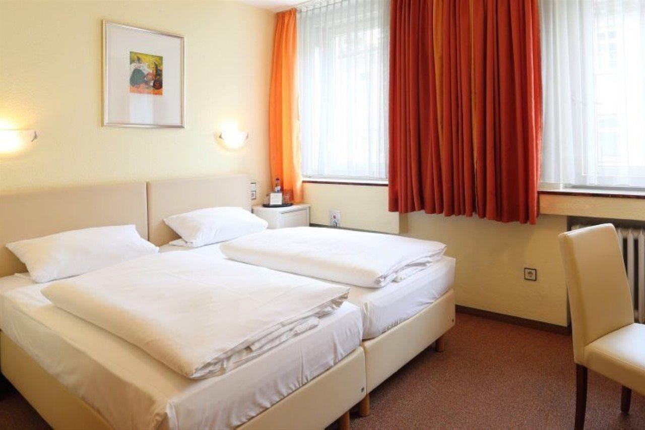 Marburger Hof Hotel Bagian luar foto